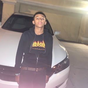 Meet your Posher, Desmond